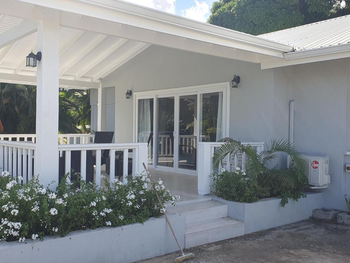 The Lane Rodney Bay Is A Newly Renovated 3 Bedroom House In The Heart Of Rodney Bay, Home Exterior photo